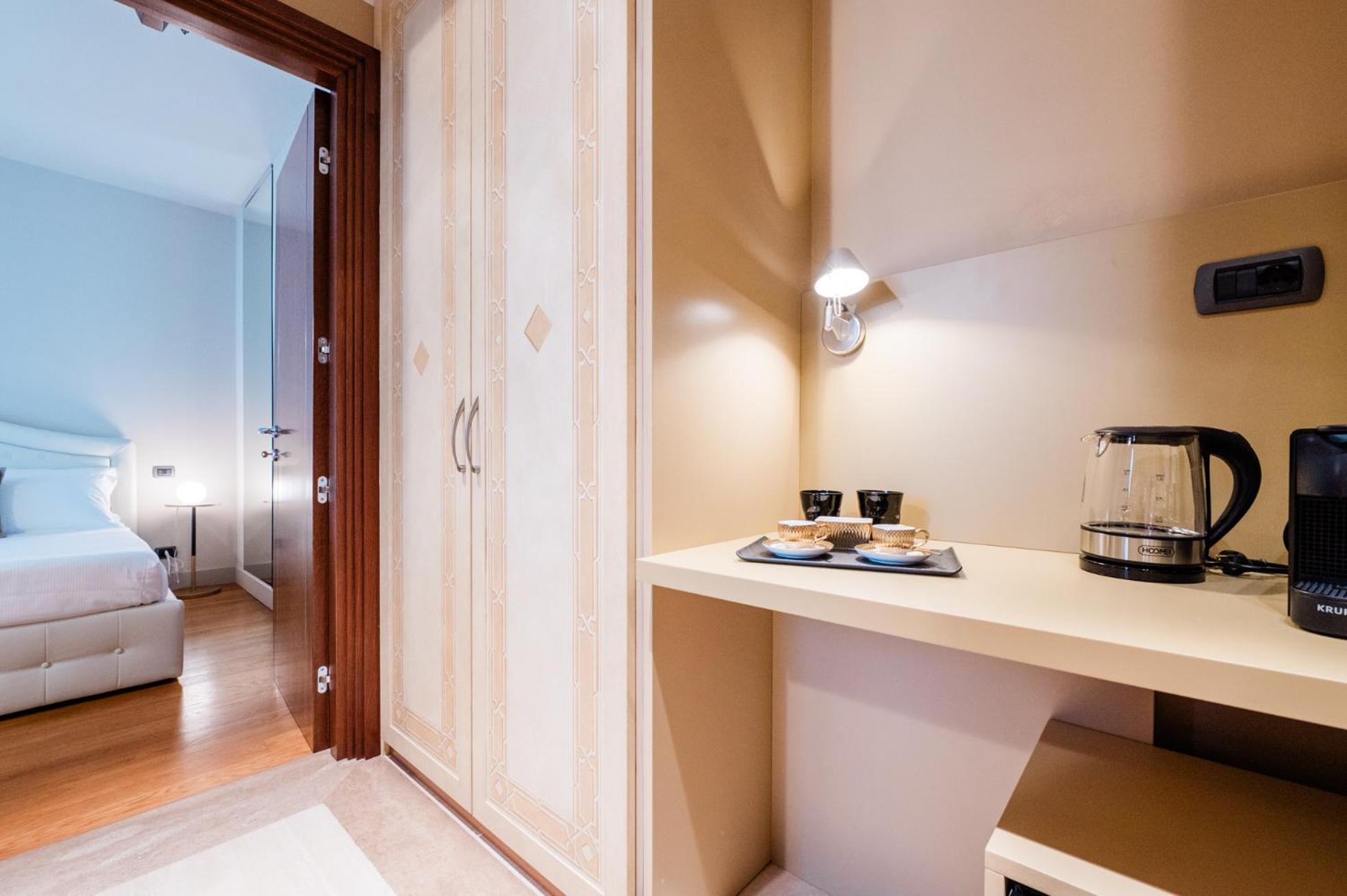 Airport Bea Rooms Azzano San Paolo Exteriör bild