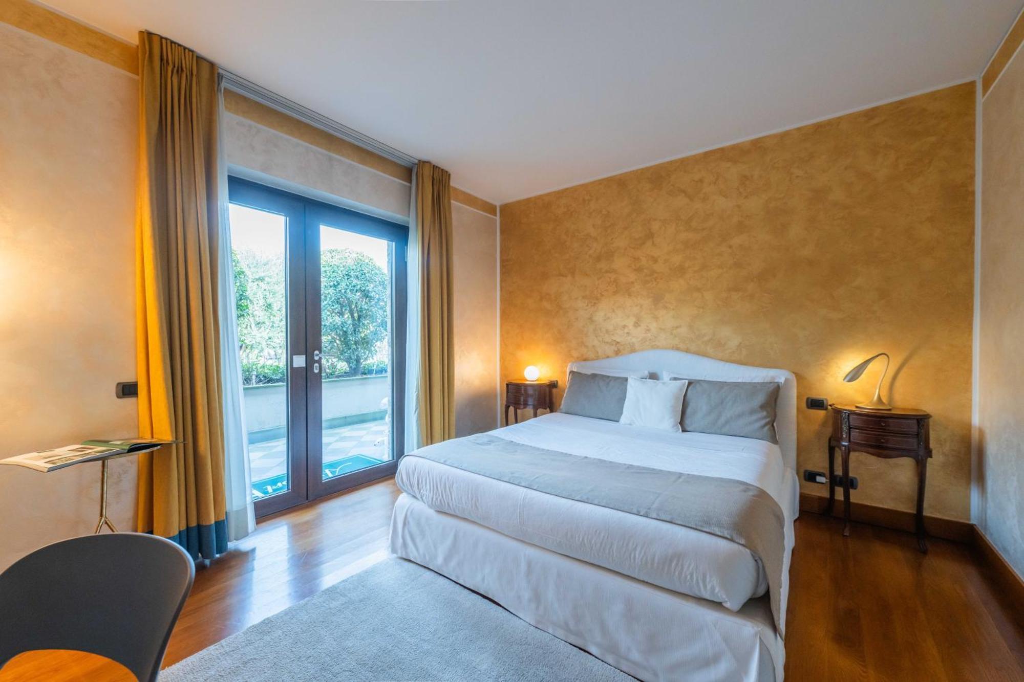Airport Bea Rooms Azzano San Paolo Exteriör bild